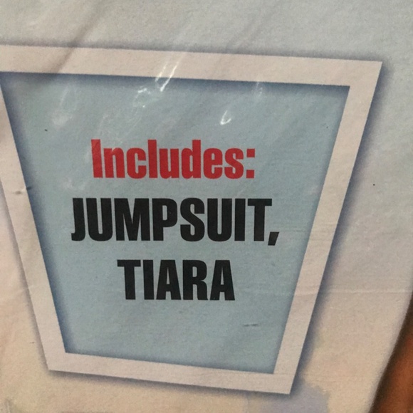 Halloween Wonder Woman Child Costume New with tag Size Medium - Picture 9 of 10